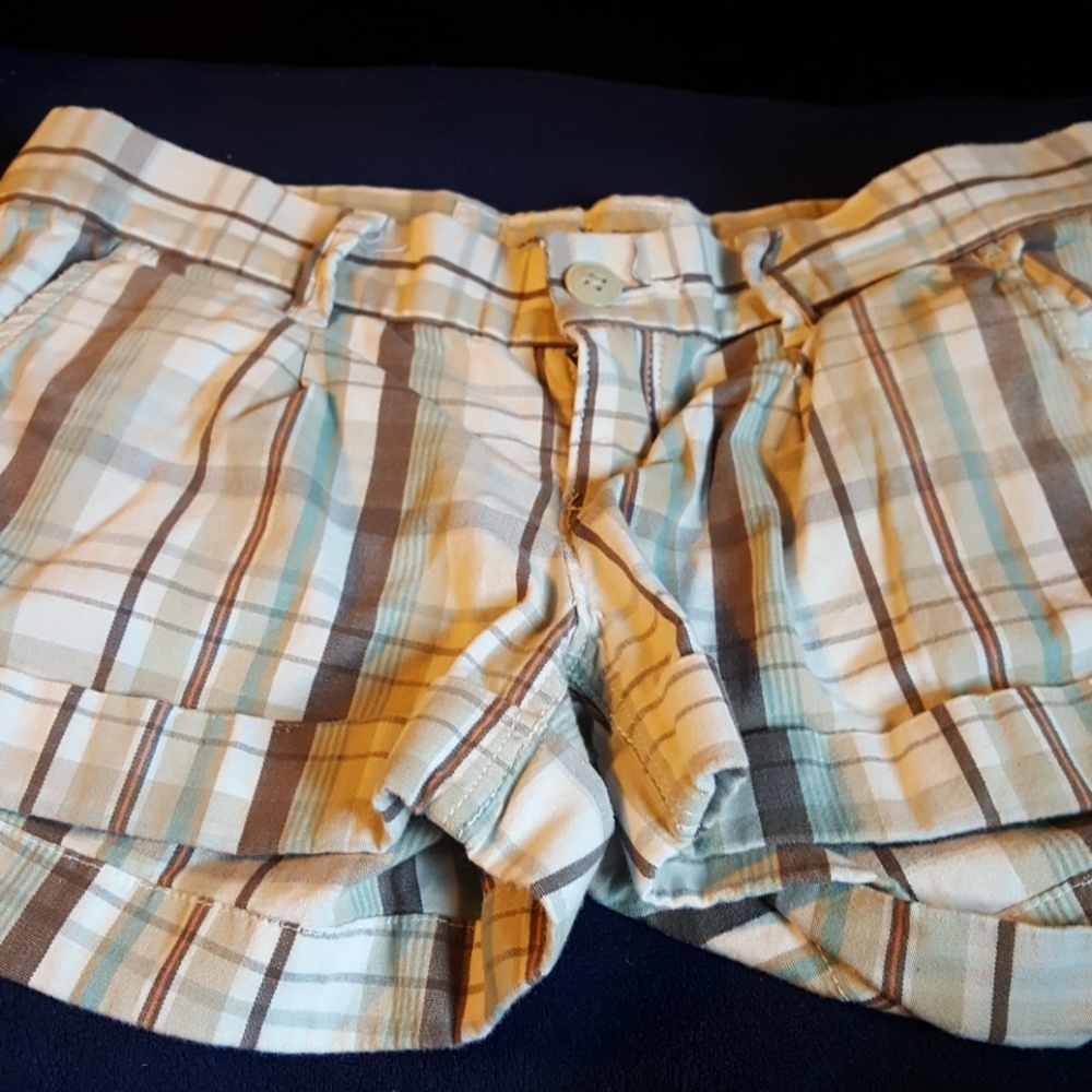 Ambercombie &Fitch plaid shorts
